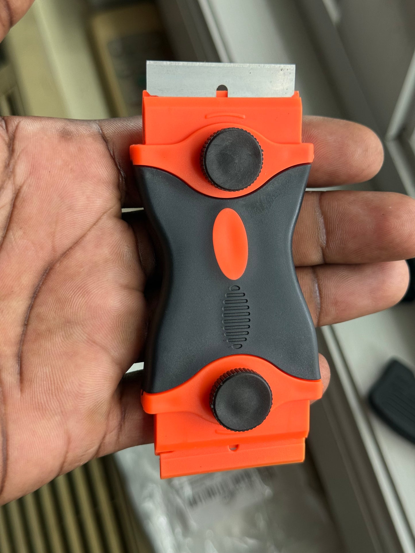 Plastic & Metal Razor Blade Scraper