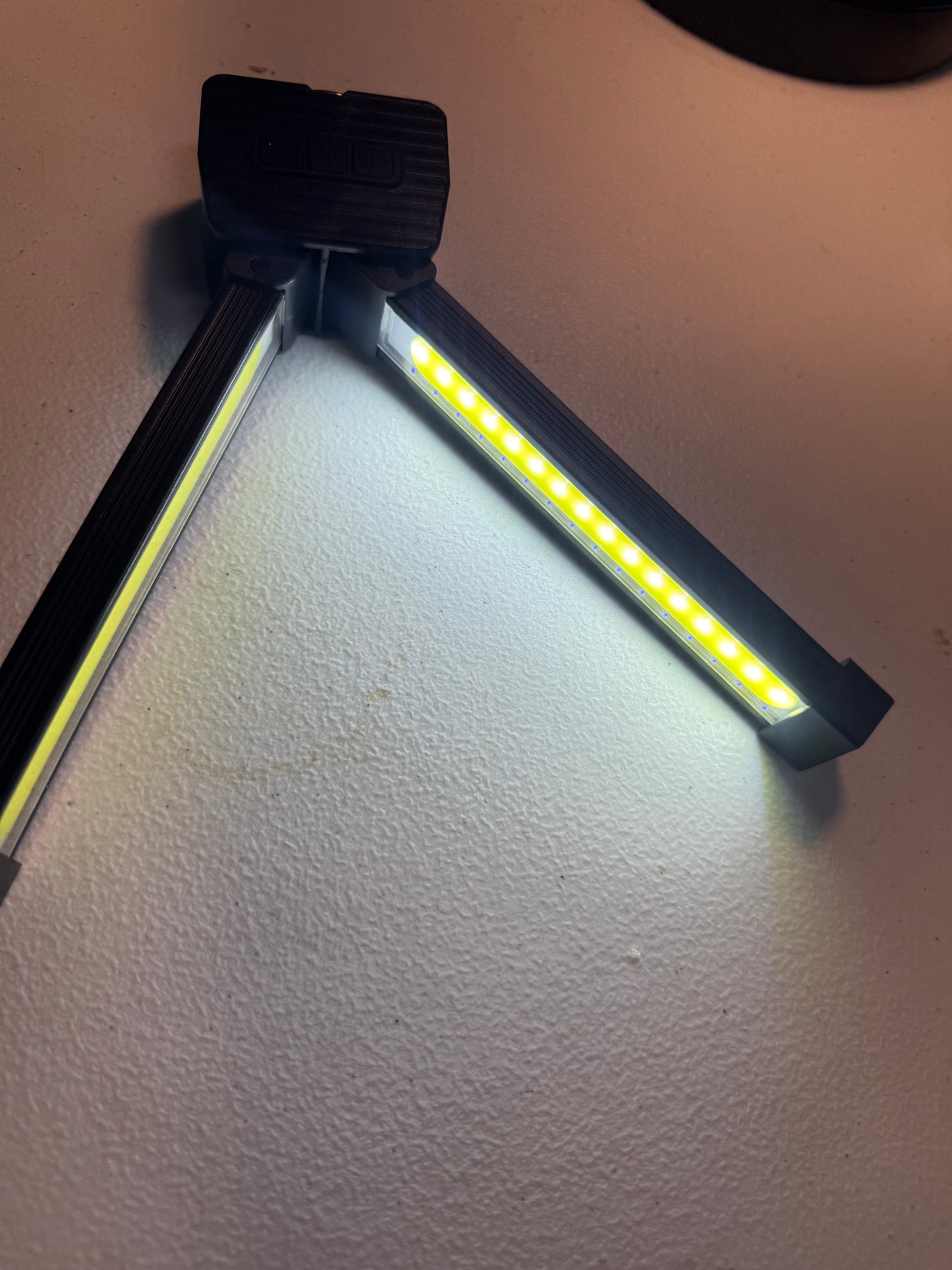 Multifunctional Working Light + Portable Charger